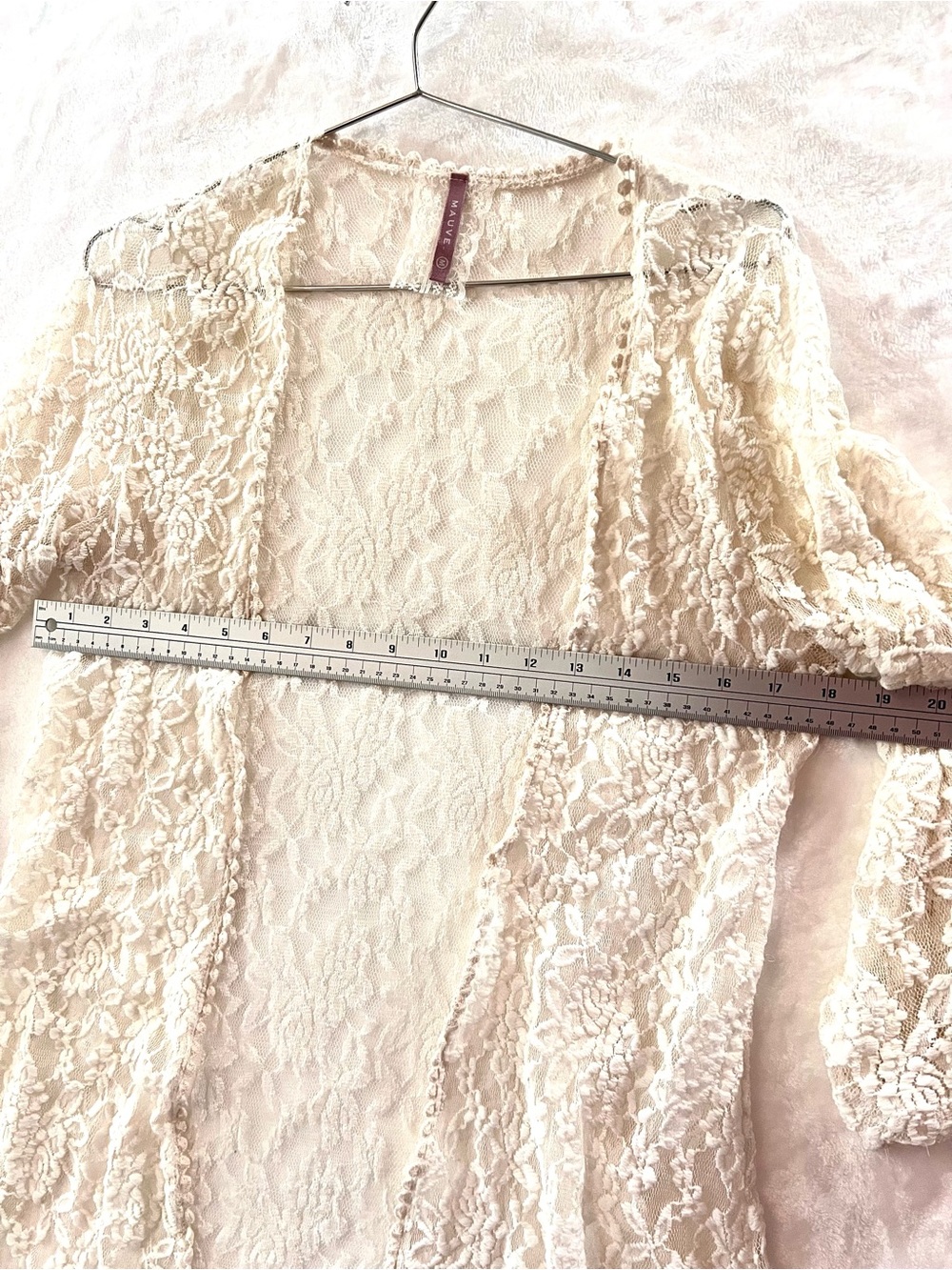 Mauve Lace Open-Front Layering Cover-Up in Soft Cream - Picture 3 of 7